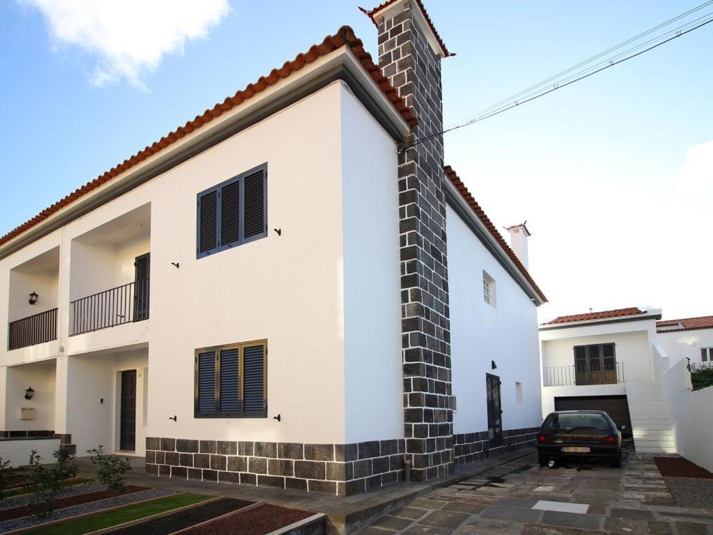 Pdl.City Studio Ponta Delgada  Luaran gambar